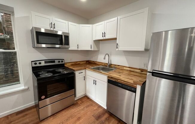 1 bed, 1 bath, 750 sqft, $1,425, Unit Unit 2