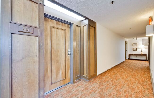 Beautiful and Spacious 1BR 1BA Condo in Palo Alto