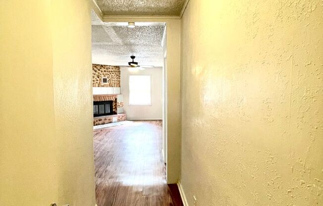 Charming West Tulsa 3 Bed 1.5 Bath House