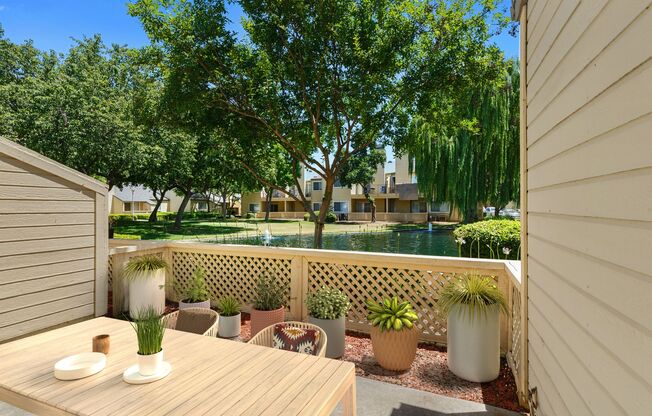 2 beds, 2 baths, 998 sqft, $1,980, Unit H138