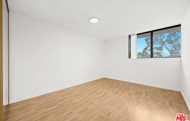 2 beds, 2 baths, 1,088 sqft, $4,600, Unit 810