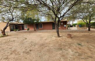 2735 W TUCKEY LN