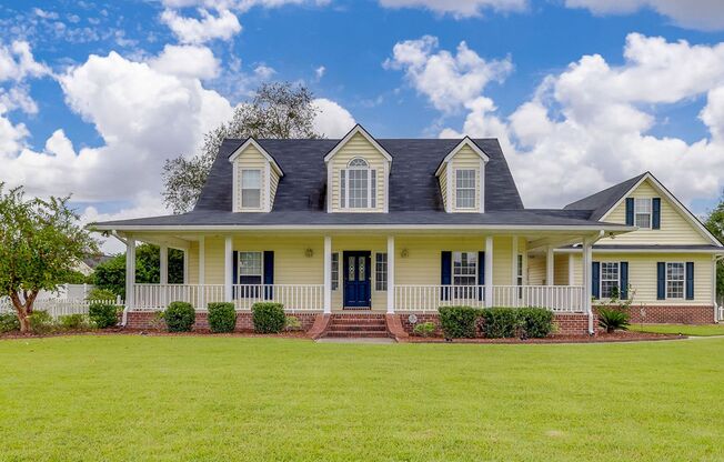 Charming 3-Bedroom Home with Bonus Room in Sought-After Neighborhood only 5 Minutes from South Effingham Elementary