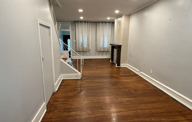 3-Bedroom 1.5-Bathroom Home with Garage in Port Richmond Available Now!