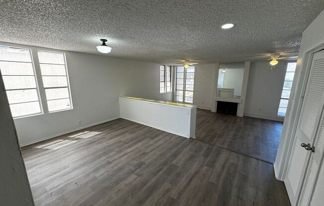 3336 SYLVIA ST