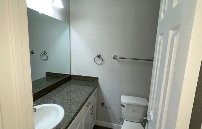 2 beds, 2 baths, 850 sqft, $2,845, Unit 819-24