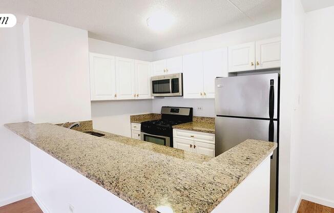 2 beds, 2 baths, $7,700, Unit 4G
