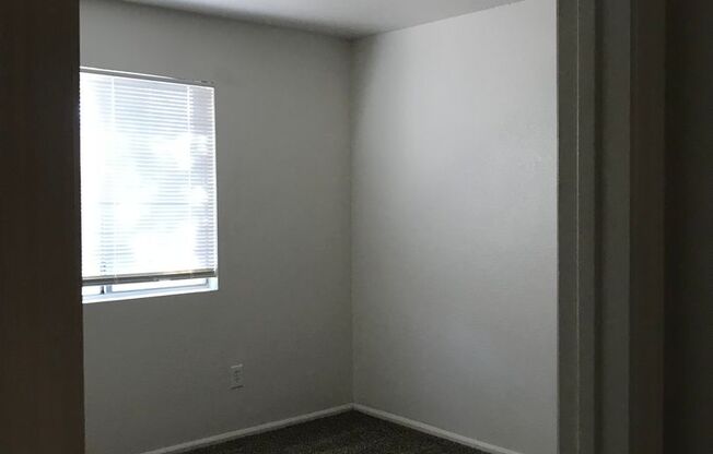 2 beds, 2 baths, 898 sqft, $1,150, Unit Guadalupe Road