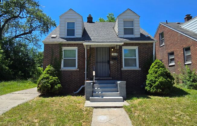 9809 Philip 3bed/1bath with formal dining room and new kitchen located in Outer Dr.- Hayes