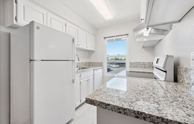1 bed, 1 bath, 627 sqft, $1,245