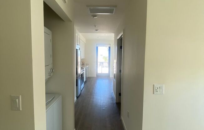 Studio, 1 bath, 436 sqft, $2,495, Unit Unit 315