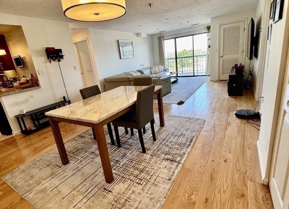 2 beds, 2 baths, 1,206 sqft, $3,000, Unit 402