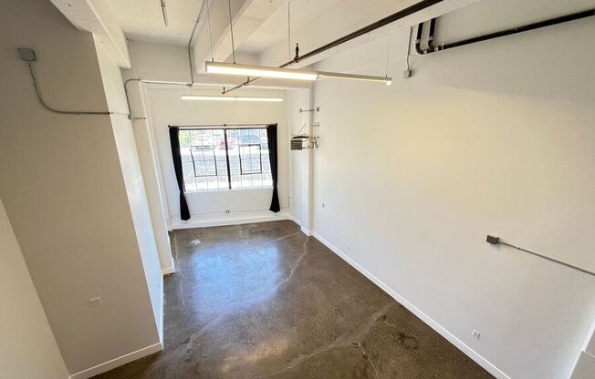 5701 INTERNATIONAL BLVD