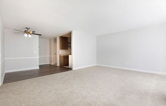 2 beds, 1 bath, 950 sqft, $1,245, Unit 3029107