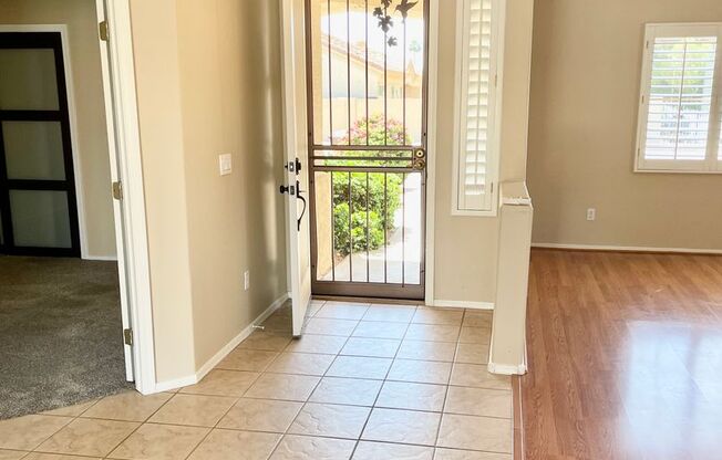 3-6 Month Rental, Amazing Water Front Property With Private Pool!