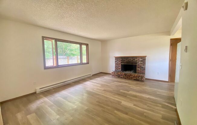 2416 - 2418 N 6th