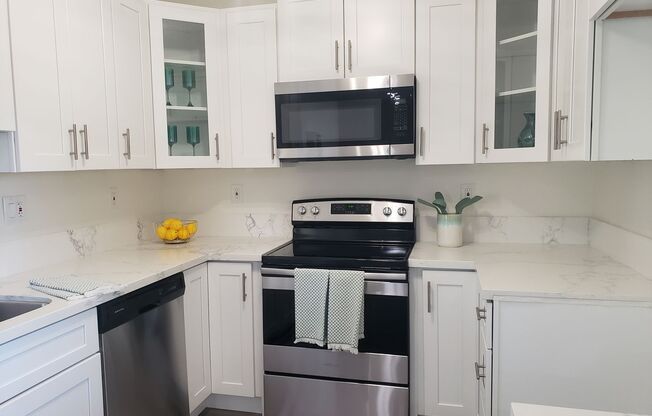 1 bed, 1 bath, $2,245, Unit D-04