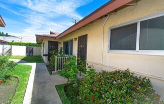 306 N Azusa Ave., Azusa CA 91702 2BR 1BTH 1CGR Fourplex For Rent