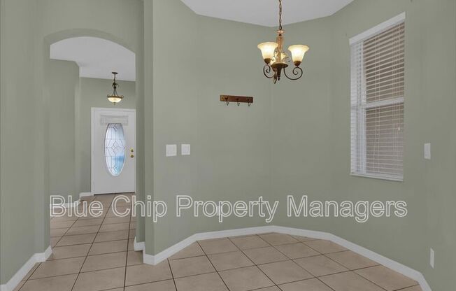 585 CRUZ BAY CIR