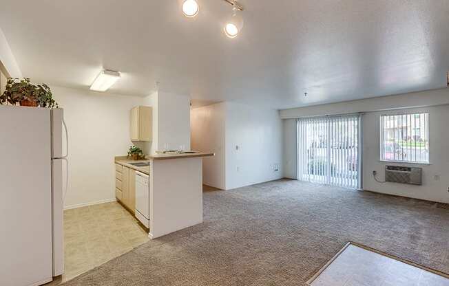 View from Dining Area at FOREST CREEK APARTMENTS, Washington, 99208