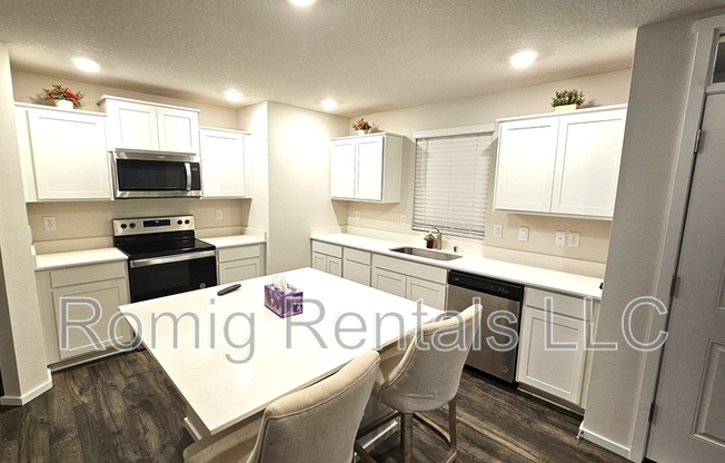 17504 NORTHWEST 10 PL