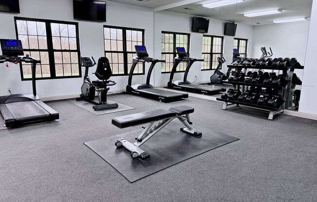 2 beds, 1.5 baths, 1,050 sqft, $1,185, Unit 156