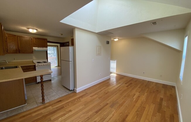 28 B WREN TER