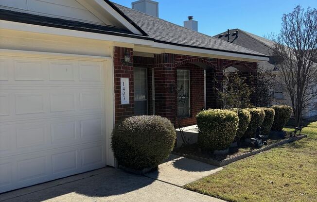 3 Bedroom 2 Bathroom Pflugerville Home(Heatherwilde Subdivision)
