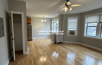 2900 North Kolmar Avenue