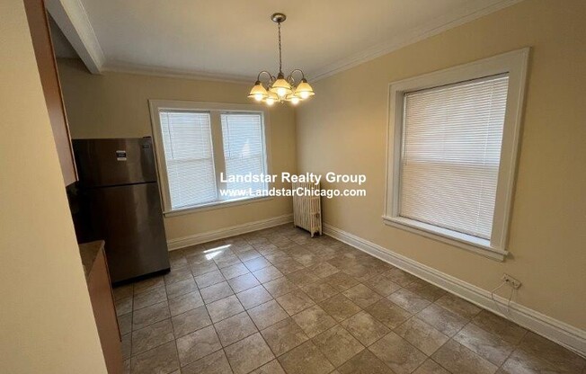 7212 JACKSON Boulevard