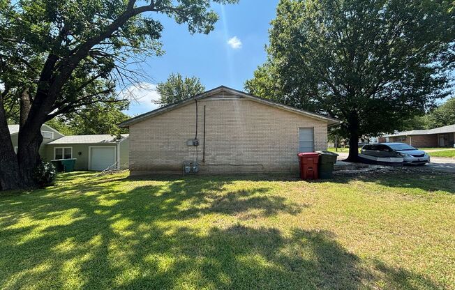 2 beds, 1 bath, 826 sqft, $950, Unit 1619