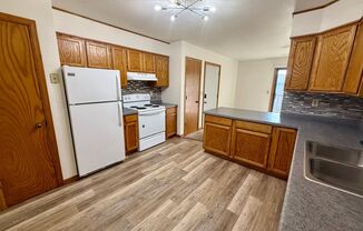 1216 N Point Dr