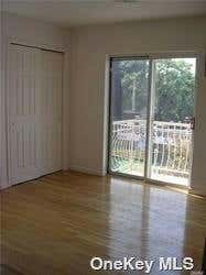 2 beds, 1 bath, 700 sqft, $2,195