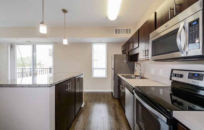 2 beds, 2 baths, 980 sqft, $2,399, Unit 313