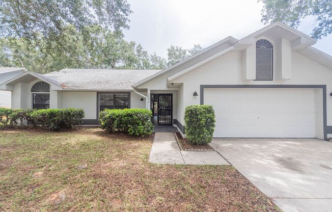 COME CHECK OUT THIS FRESHLY RENOVATED COZY HOME IN A QUIET NEIGHBORHOOD!
