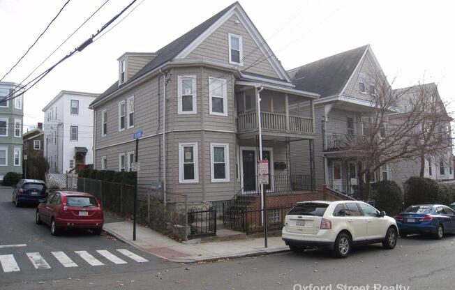 19 BELMONT