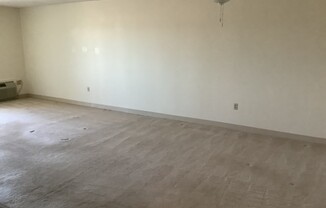 1 bed, 1 bath, 750 sqft, $1,695, Unit 521