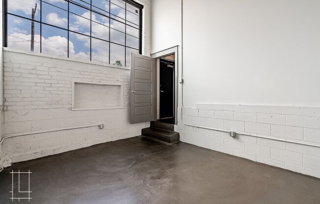 1 bed, 1 bath, $1,585, Unit 727 N. 4th St. Apt. 121