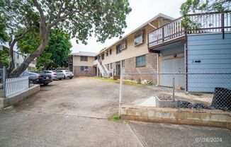 3 beds, 1 bath, $2,750