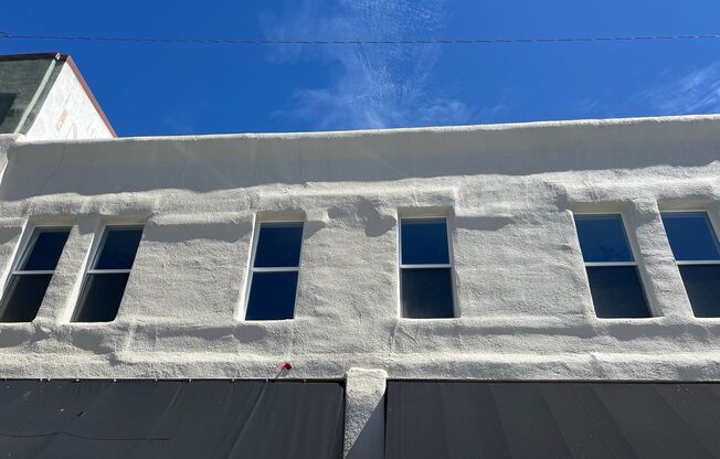 Brand New Quiet 12 unit building
