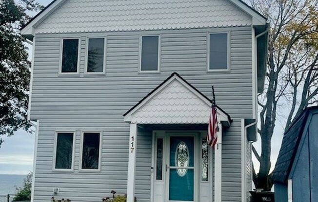 Gorgeous Water Front Home with Beach Access