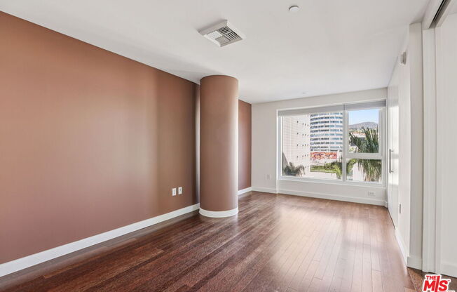 2 beds, 2.5 baths, 2,000 sqft, $7,995, Unit 5A