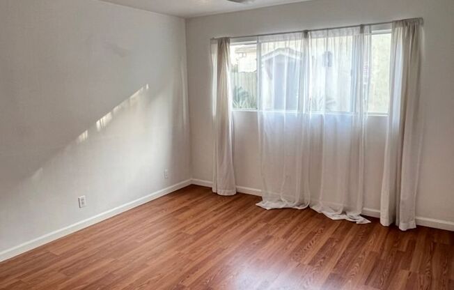 2 beds, 1 bath, $2,995, Unit 01