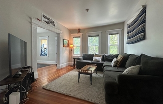 62 BROMFIELD RD