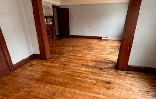 2504 W.Scott (Aka 1143 S 25th)