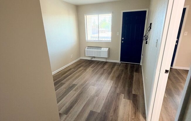 2 beds, 2 baths, 551 sqft, $1,595, Unit 217