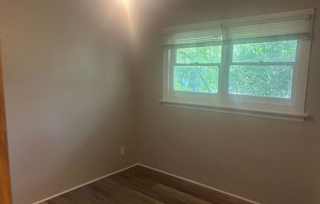 2 Bedroom 1 Bath End Unit Townhome in Charlotte