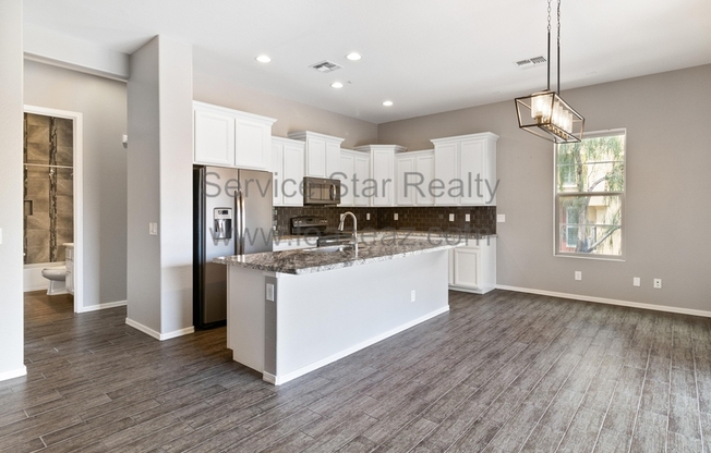 888 N IMPERIAL PL