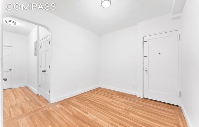 1 bed, 1 bath, $3,495, Unit 5F90