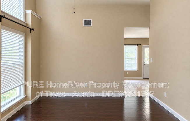 901 FLATTERS WAY